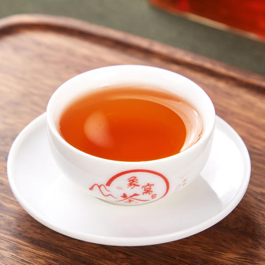 象窝红茶鸿韵焰红茶叶浓香型高山云雾广东新兴禅茶特产 红茶 5g * 36袋 180g 商品图10