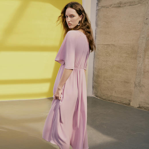 EITIE爱特爱夏季新款气质高腰显瘦连衣裙7407142 商品图5