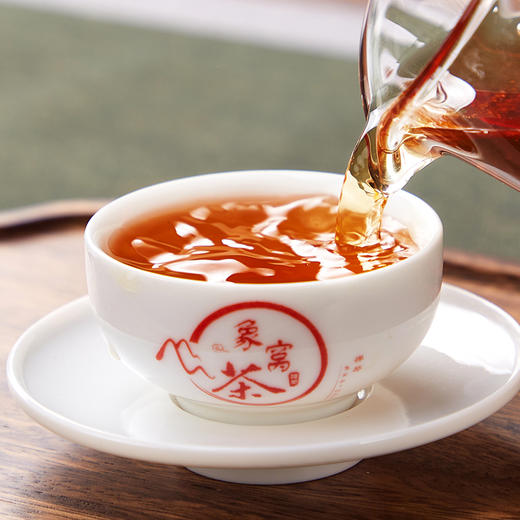 象窝红茶鸿韵焰红茶叶浓香型高山云雾广东新兴禅茶特产 红茶 5g * 36袋 180g 商品图11