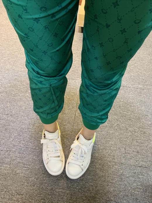 【爆款自留】针丝缘春夏爆款轻薄显瘦舒适百搭防蚊防晒休闲裤8136 商品图7