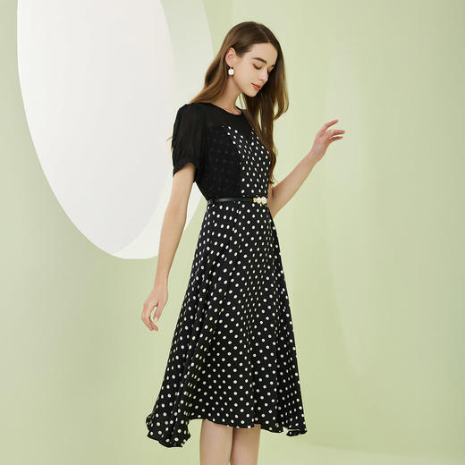 NF8V8斯尔丽瑟俪2023春夏新款通勤百搭圆领短袖拼接波点温婉气质连衣裙 商品图2