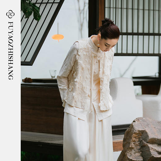 扶摇系列 肌理感手工盘扣马甲23FYV109 商品图4