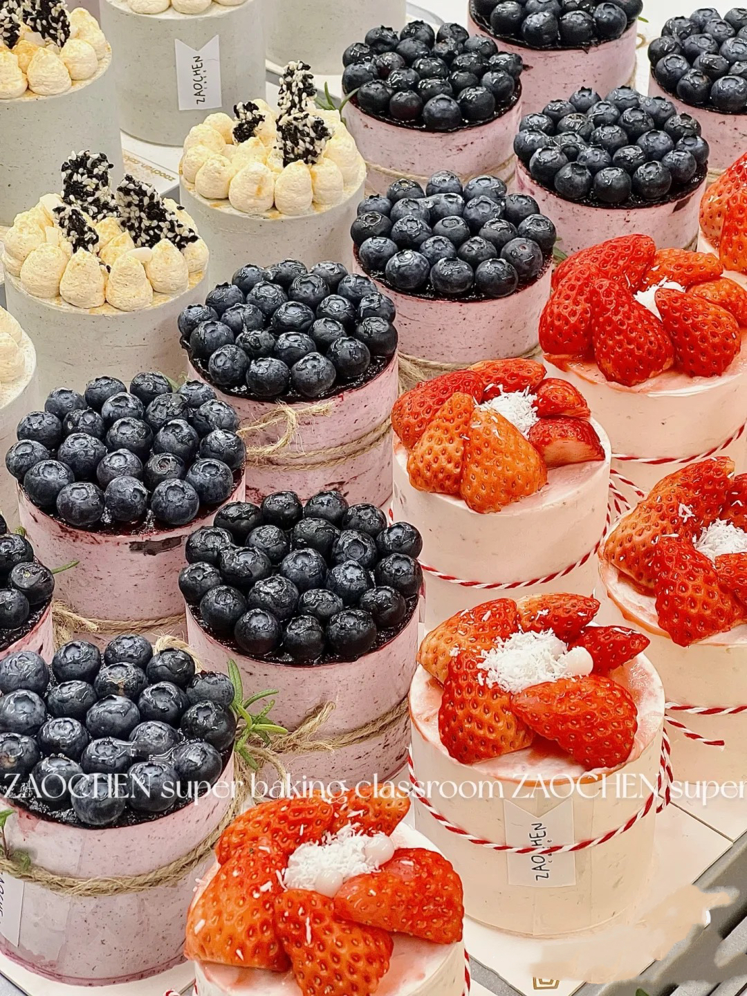 黑巢-蓝莓草莓小奶糕生日蛋糕