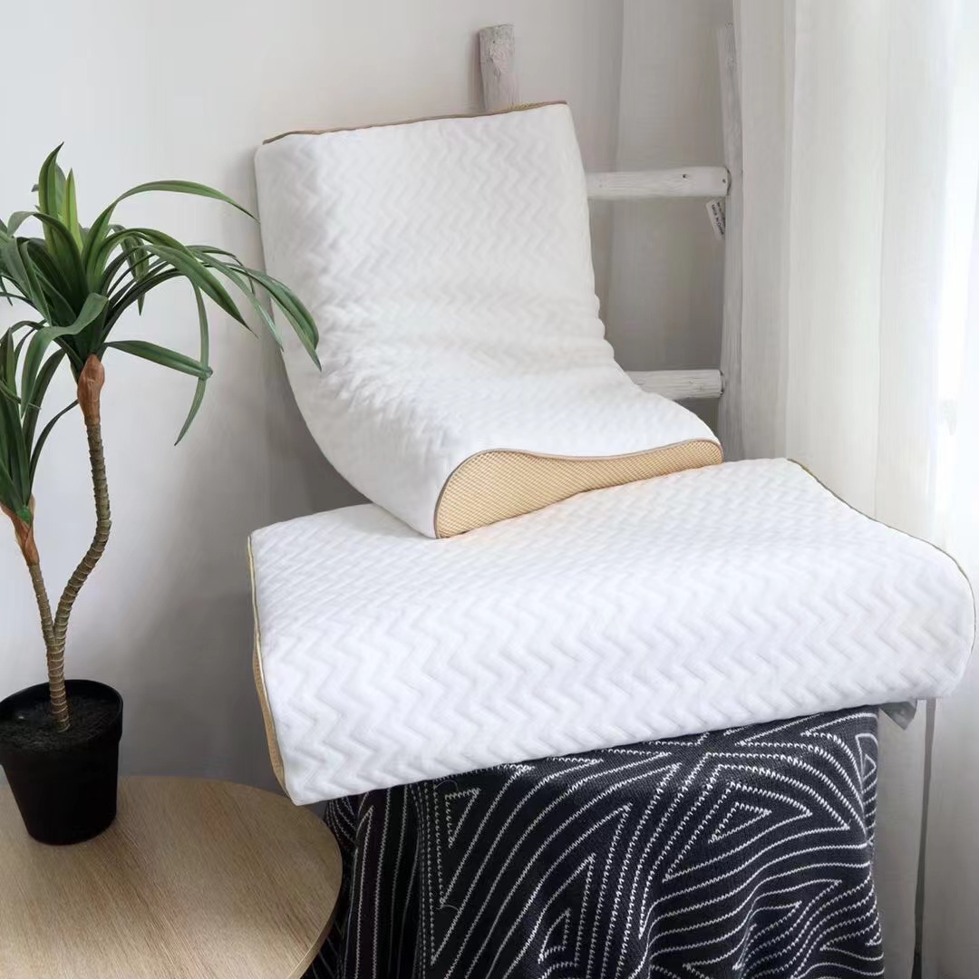 轻奢按摩颗粒乳胶枕