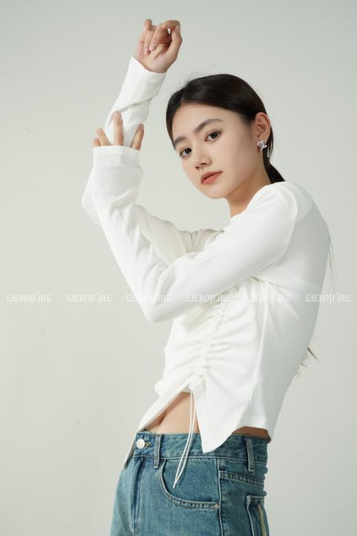 【门店同款】春季项链款褶皱长袖T 150197697 商品图4