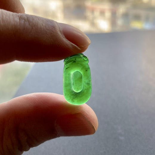 冰种阳绿辣色翡翠福在眼前 商品图7