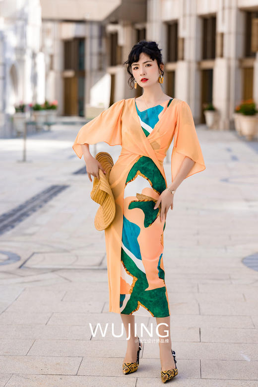 3022063 烟岚怀玉 山茶梅色连衣裙 雾境 商品图1