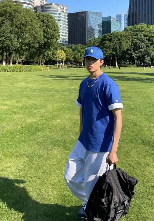 四季鸭舌帽 小字母款运动风男女同款 可调节扣 商品图3