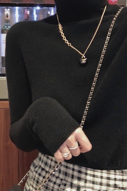 金蘑菇菇【黑标！法式布蕾羊绒】羊绒高领+低领修身纯色打底毛衣 商品图5