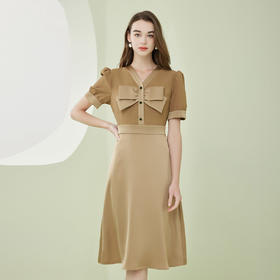 NF843斯尔丽瑟俪2023春夏新款时尚V领温柔蝴蝶结式拼接收腰显瘦连衣裙