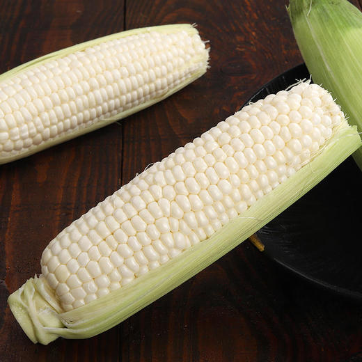 老品种鲜白糯玉米  纯糯微甜  香甜可口，吃起糯糯的感觉， 给你不一样的美食体验！ 商品图2