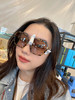 今天到店里试戴了！上脸很好看！有质感也很轻！MCM女款几何形墨镜🕶 60mm显脸小 有5色超低价￥750直邮到手！ 商品缩略图3