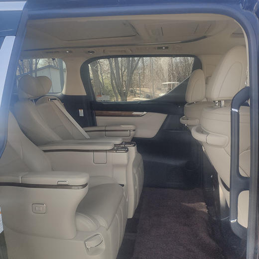 丰田 埃尔法 3.5L 尊贵版 【长租-北京】 商品图8