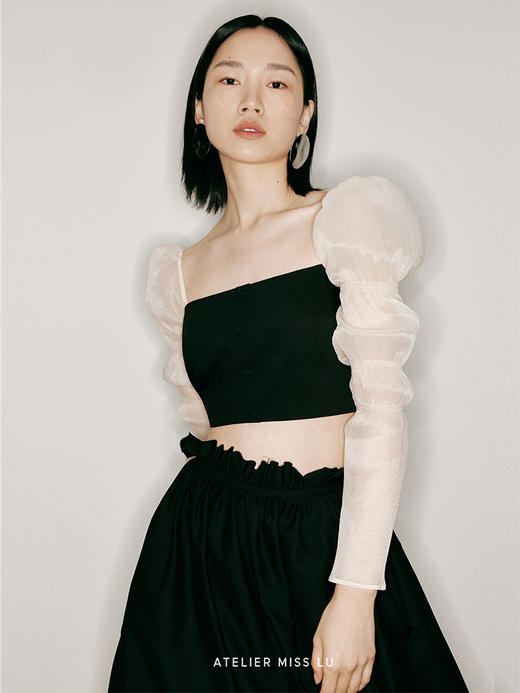 【自歌】藕节造型纱袖方领短上衣/230019 商品图3