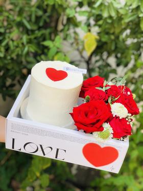 4寸蛋糕鲜花礼盒