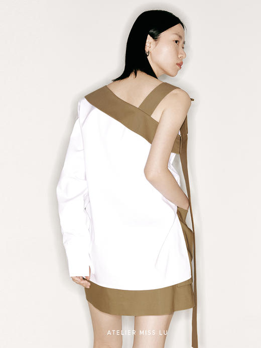 【理想国度】方条蝴蝶结飘带斜肩单袖上衣/230023A 商品图3