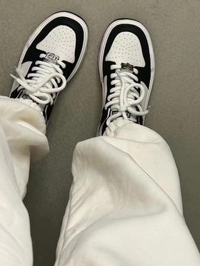 【门店同款】春季真皮锁扣小白鞋 150310805