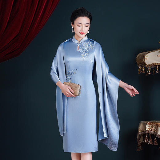 WX-8668醋酸刺绣旗袍婚礼中长款中袖旗袍裙女款夏季连衣裙 商品图2