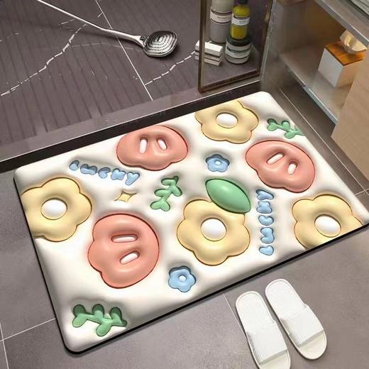 【好物推荐】 3D立体膨胀地毯家用浴室小白兔吸水速干地垫 商品图3