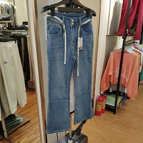 女喇叭裤777
