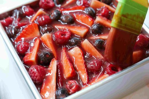 莓果提拉米苏 商品图1