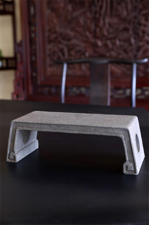 玄武岩高几案 商品图1