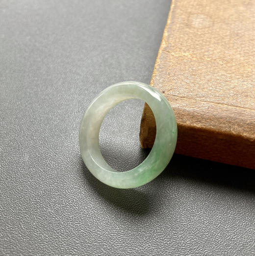 冰种阳绿翡翠指环戒指1920 商品图2
