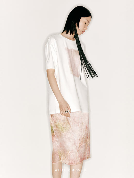 【彩云之国】品牌定制桑蚕丝印花磨毛T恤/230035 商品图3