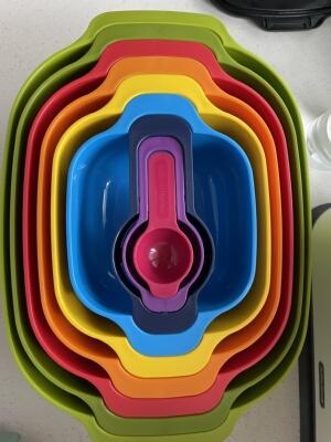 摩飞多功能厨具九件套多用面粉筛蛋清分离器量勺量碗洗菜篮沥水 商品图0