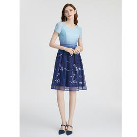 司歌V领短袖刺绣渐变连衣裙A871232