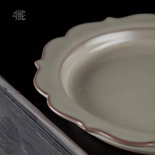 问鼎哥窑 致巧款 宝相壶承（缺货） 商品图3