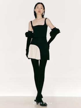 【半边是海】弧形百褶拼色高腰A字短裙/2300010