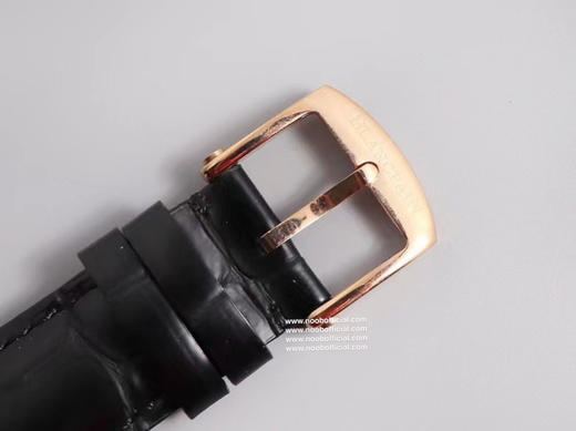 NOOB宝珀 又称天地良心珀 1993年首春宫表诞生，便引起了业界轰动！春宫表是腕表史上的艺术品之一。每一幅都通过传统的真人模特雕刻而成，也许你认为春宫的画面10分露骨！ 商品图5