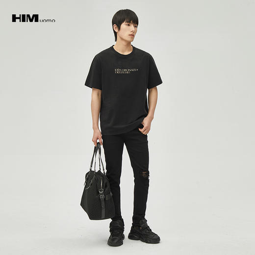 HIM漢崇  简约绣花休闲短袖T恤男基础款纯色百搭圆领上衣 2025夏季 商品图1