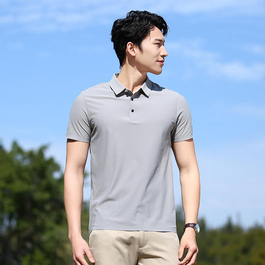 【PACE OVER男士半无痕凉感polo衫】凉感科技💨冰块触感❄️穿上就脱不下‼️ ✅夏天吸走汗水，时刻清爽☁️有弹力的polo衫😎老公、爸爸的挚爱！时髦有气质✨ 商品图2