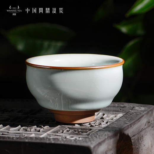 问鼎汝瓷鼎峰系列月白老款闲意杯 商品图0