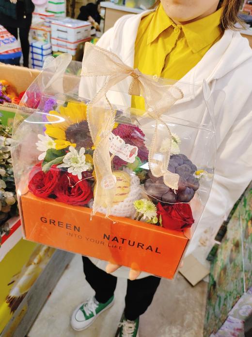 爱意满满水果鲜花礼盒（拼团） 商品图2