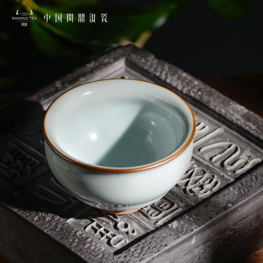 问鼎汝瓷鼎峰系列月白老款闲意杯 商品图1