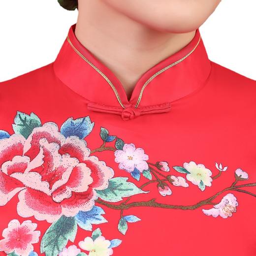2023新款宴会服 立领开衩红色长款丝绸旗袍礼服 商品图4