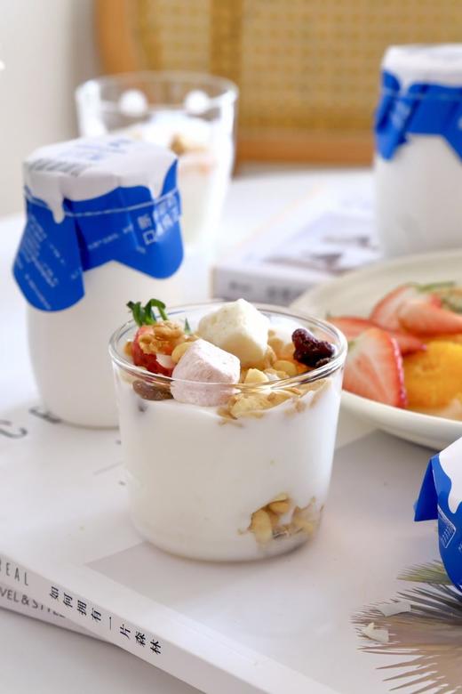 新疆原味【马三三酸奶】儿时味道！源自天山牧场 天然浓郁0添加，宝宝酸奶 180g*12罐〜 商品图1