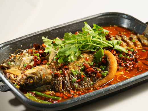 【老西坝特色餐厅 】3-4人特色卤虾烤鱼套餐 商品图1