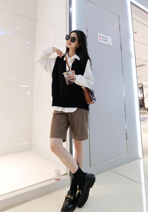 【Trubody】V领宽松针织背心 商品图2