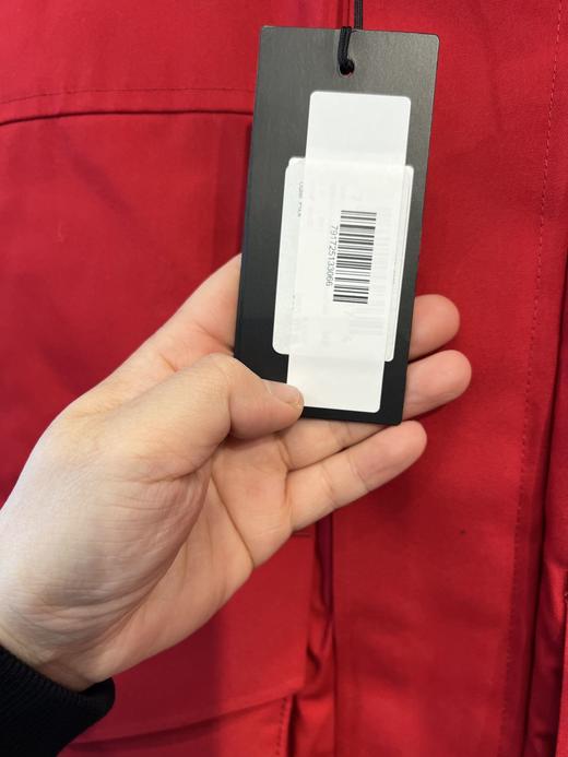 HUGO BOSS/胡戈波士 男士连帽纯色保暖羽绒服外套 商品图3