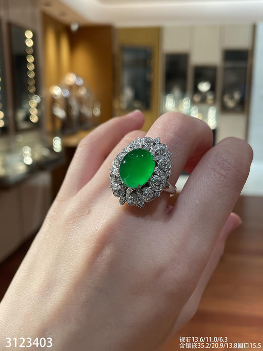 3123403，蛋面珍珠套链戒指胸针三用。具体价格微信咨询 商品图7