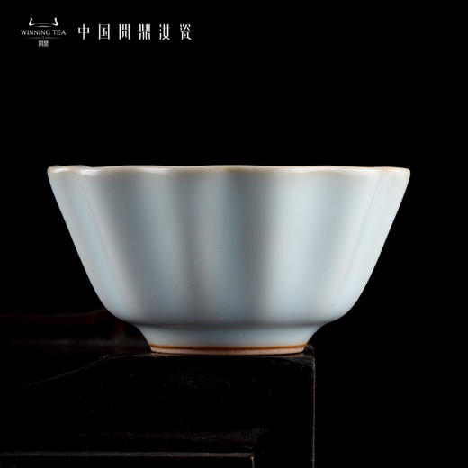 问鼎汝瓷鼎峰系列月白老款祥瑞杯 商品图0