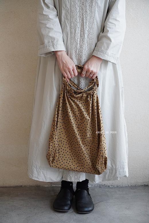 （7折）Gauze刺绣高领连衣裙 商品图5