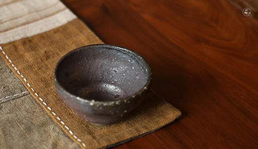 黑粗陶 束腰杯 品茗杯 商品图1