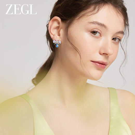 ZEGL设计师春日绽放系列蝴蝶水滴耳环女2023年新款潮耳钉银针耳饰 商品图3