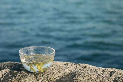 一口新茶满口春 | 2023年梅家坞群体种西湖龙井限时预售  一级产区   绿茶 商品图3