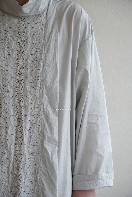 （7折）Gauze刺绣高领连衣裙 商品图3